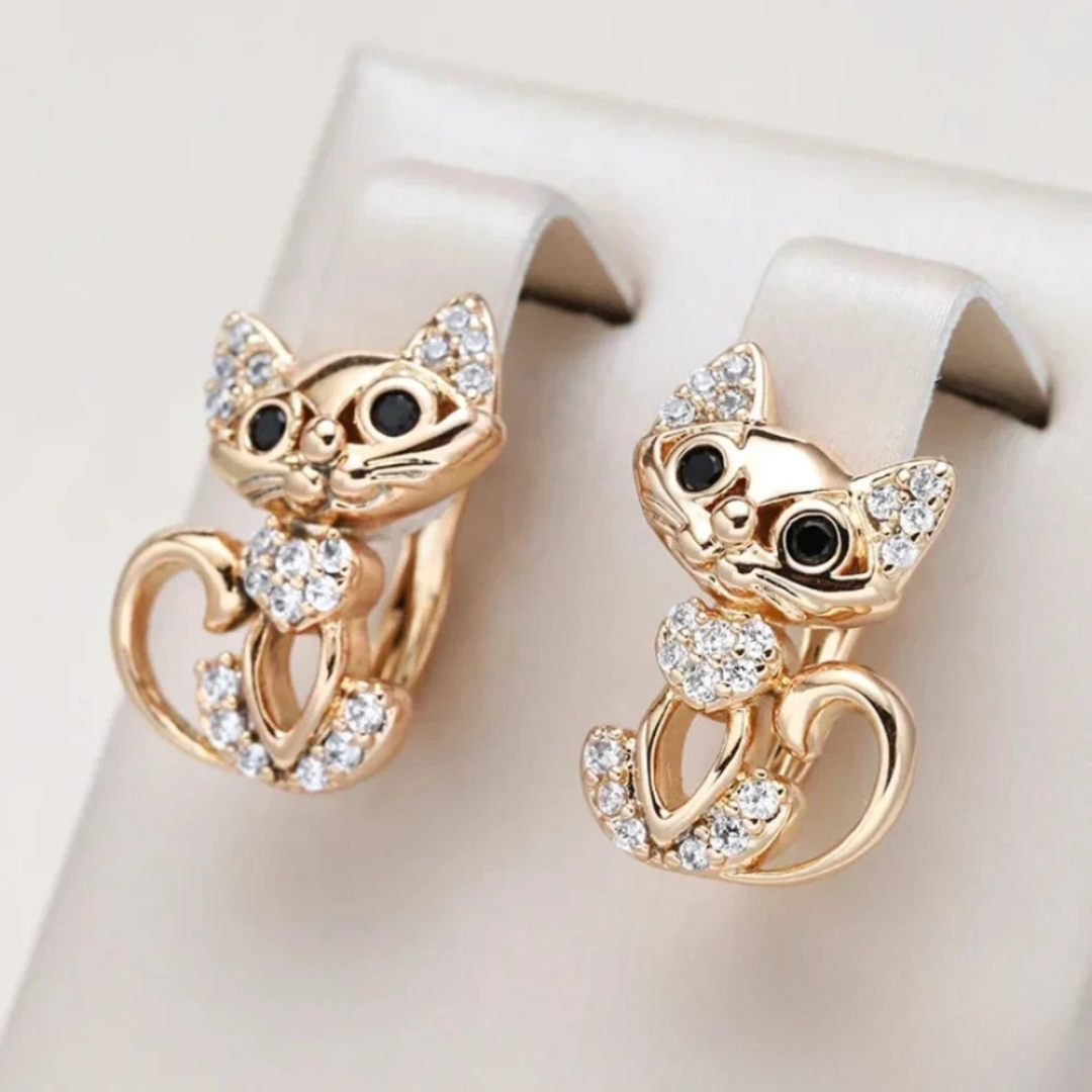 Orecchini eleganti a gatto con zircone