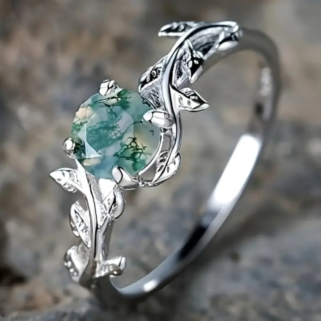 Anello Vintage in Pietra Verde e Argentato