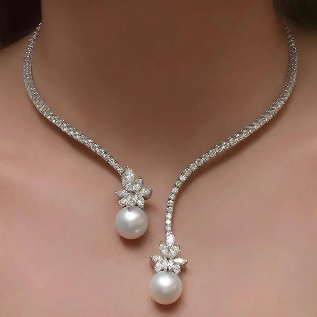 Collana Elegante di Perle in Argento