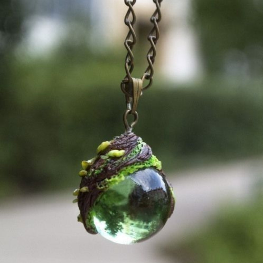 Collana vetro verde naturale