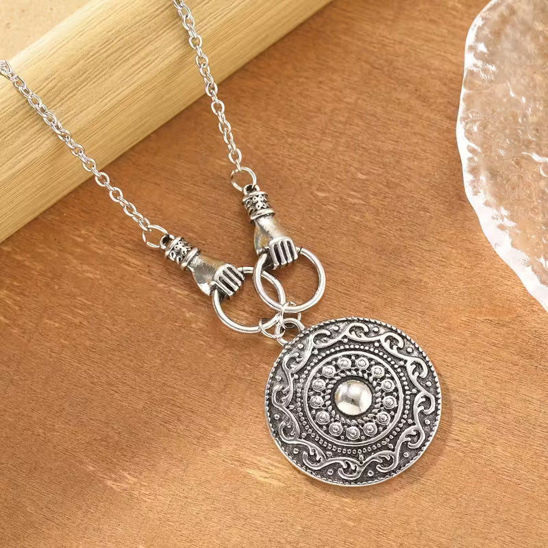 Collana con Medaglione del Retaggio Regale