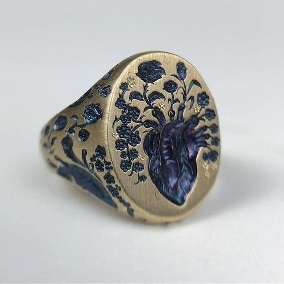 Anello d'Oro Vintage Fiore Blu