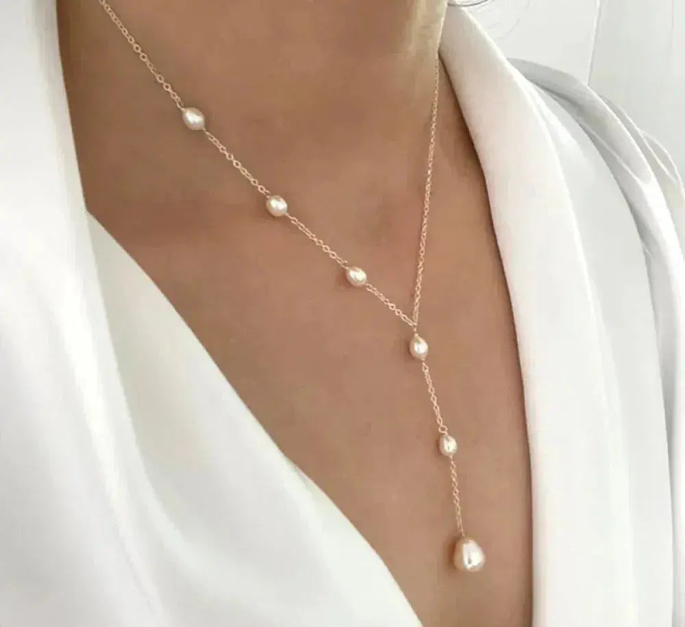 Collana vintage con ciondolo a perle