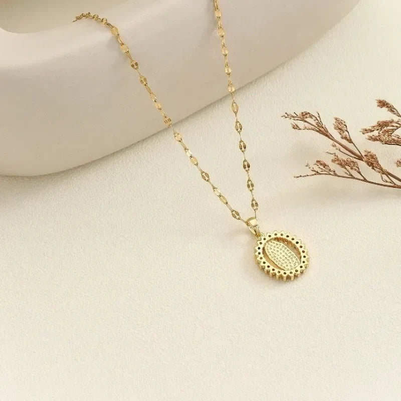 Collana Vergine Miracolosa con Zirconi