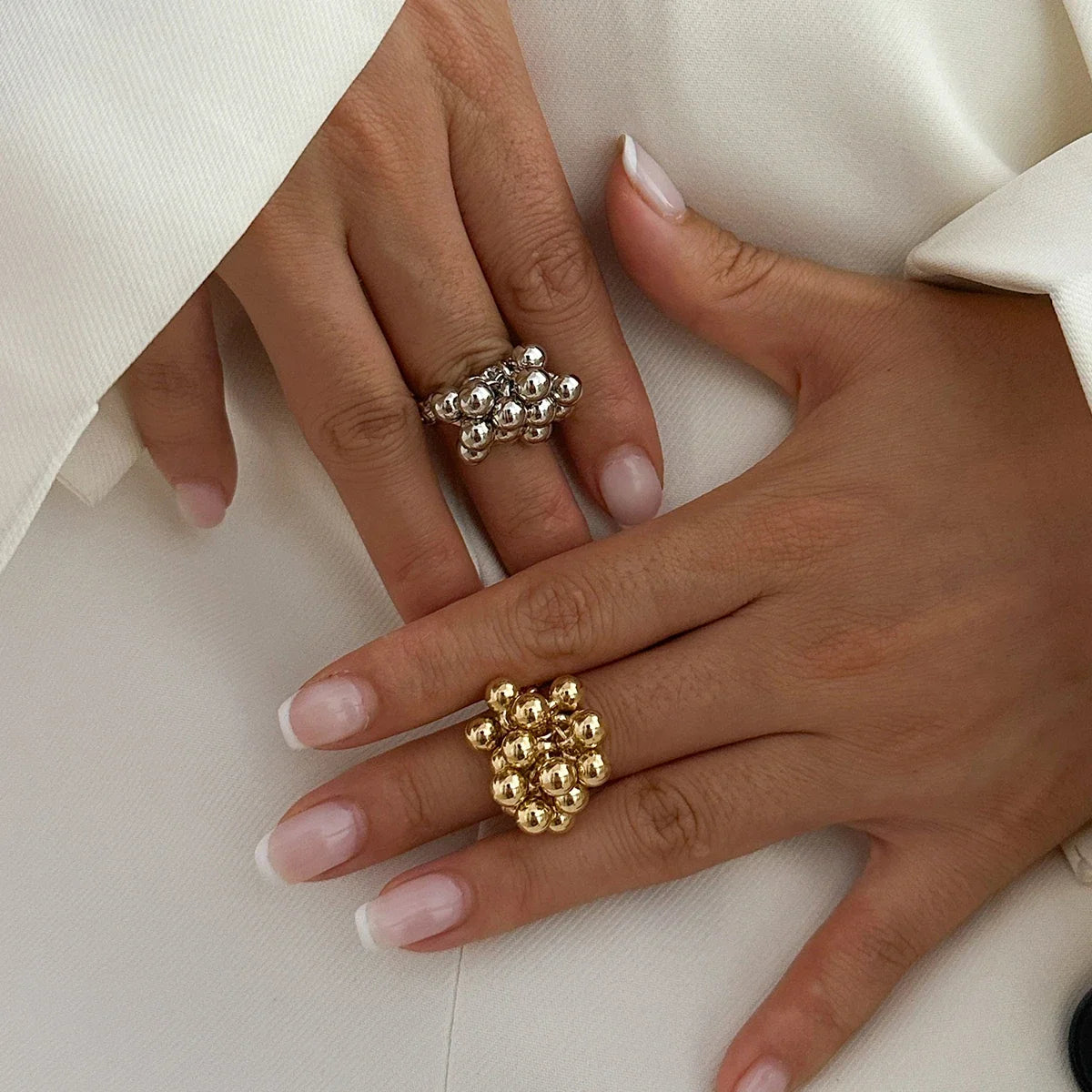 Anello Regolabile con Sfere Dorato