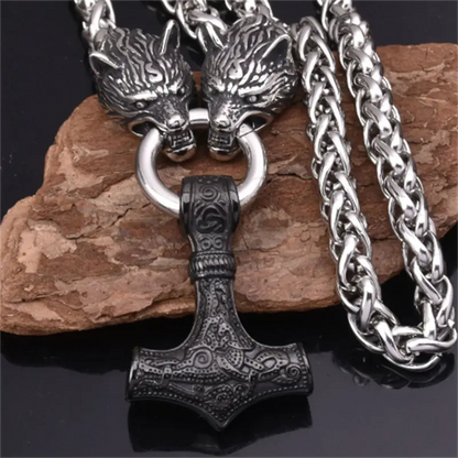 Collana da Uomo Vintage con Ciondolo Testa di Lupo Vichingo e Martello in Lega di Zinco Nordica