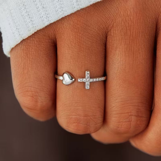 Anello cuore con zircone regolabile