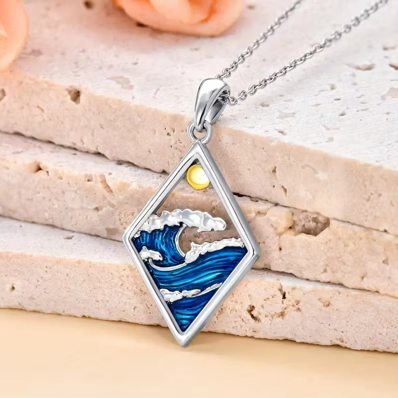 Collana con Ciondolo Orizzonte delle Maree Celesti