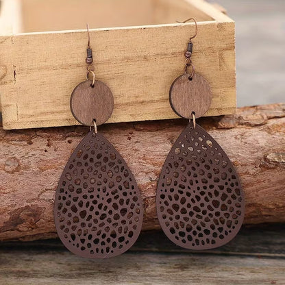 Orecchini in pelle stile vintage traforati