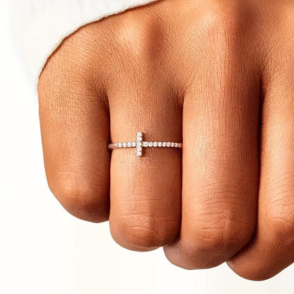 Anello croce con zircone minimalista