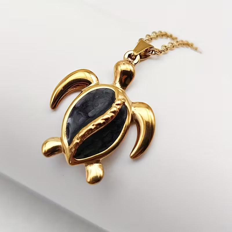 Collana con Ciondolo Tartaruga Marina delle Maree Dorate