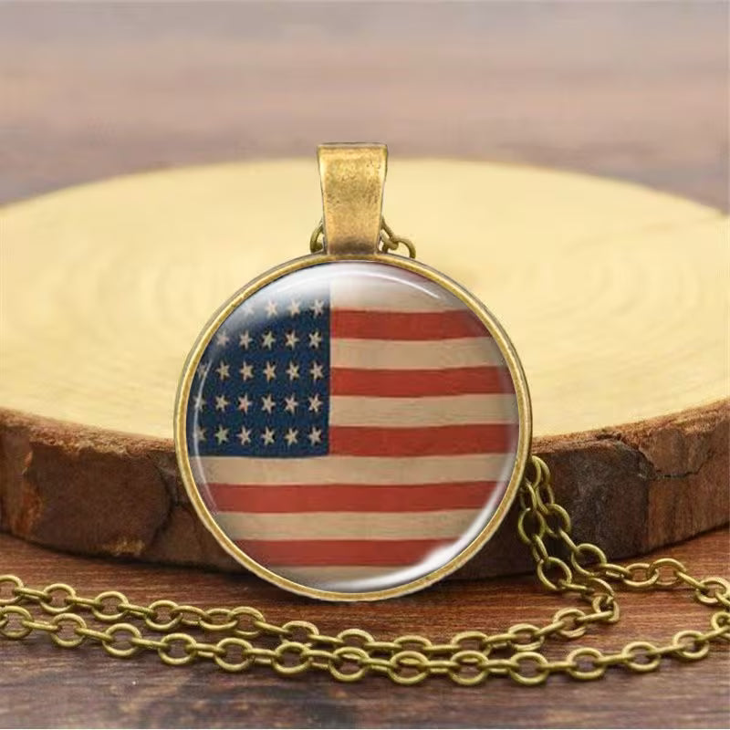 Collana Medaglione Grazia della Libertà