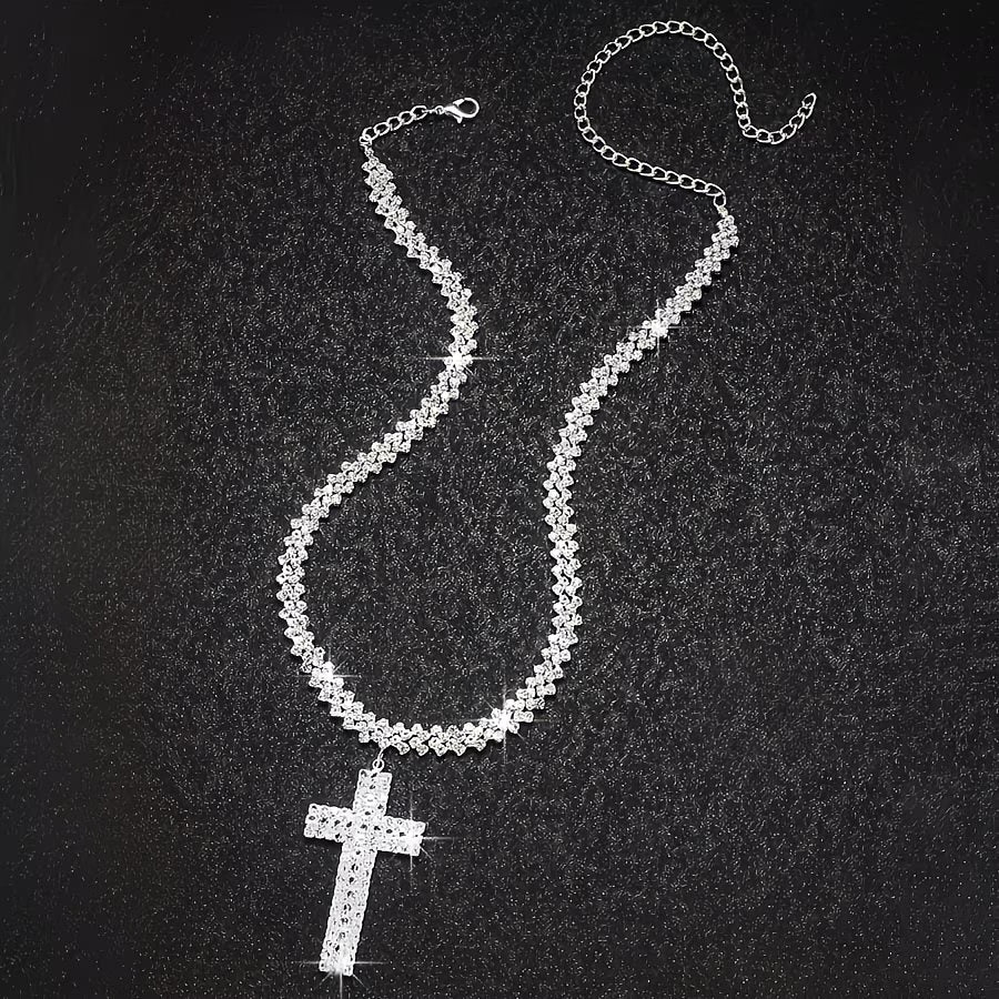 Collana multistrato con strass