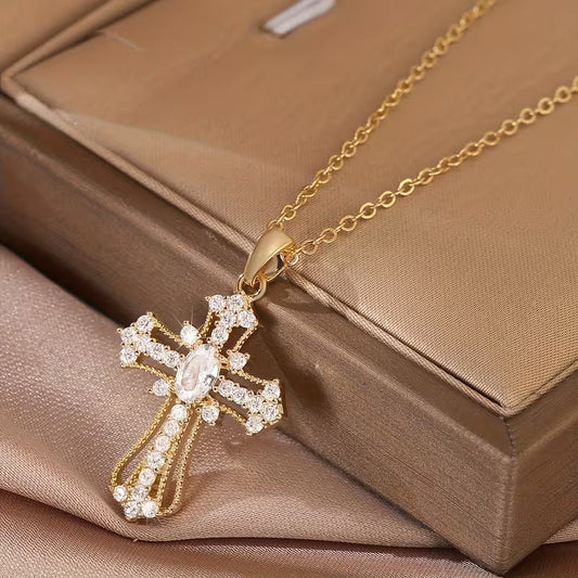 Collana croce con zircone in rame