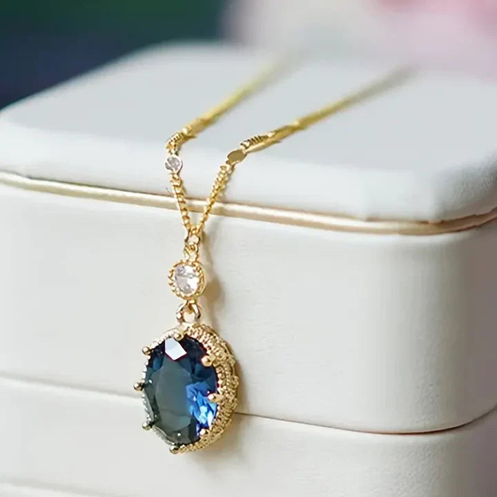 Collana Thessia Lunebray in Oro