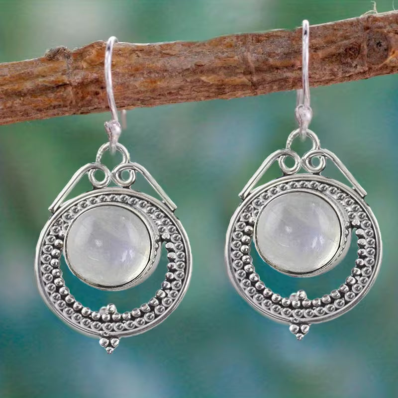 Eleganti orecchini con pietra di luna