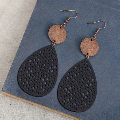 Orecchini in pelle stile vintage traforati