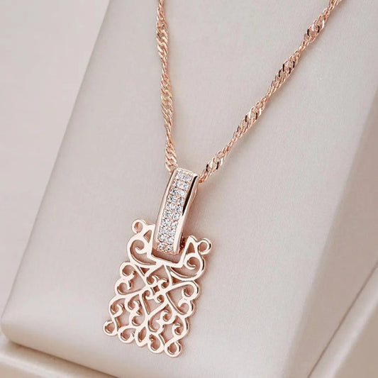 Collana Elegante Mandala in Oro
