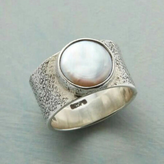 Anello vintage in argento con perla bianca
