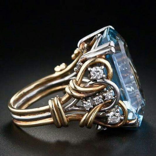 Anello Vintage a Strati con Zircone Blu e Oro