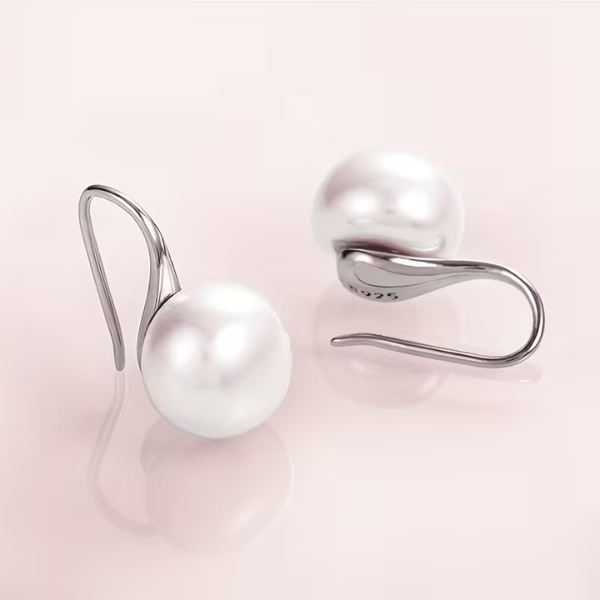 Eleganti orecchini di perle