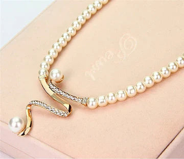 Set Collana + Orecchini di Perle
