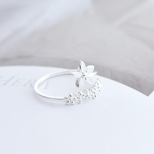 Anello regolabile argento 925 con fiori selvatici smaltati dipinti a mano