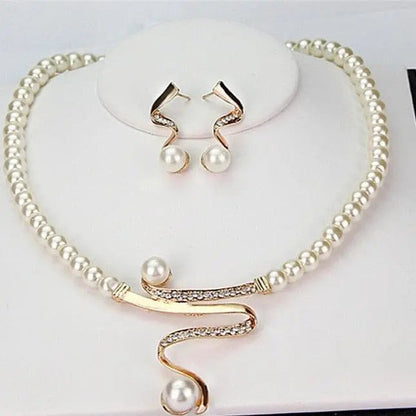 Set Gioielli di Perle – Collana & Orecchini
