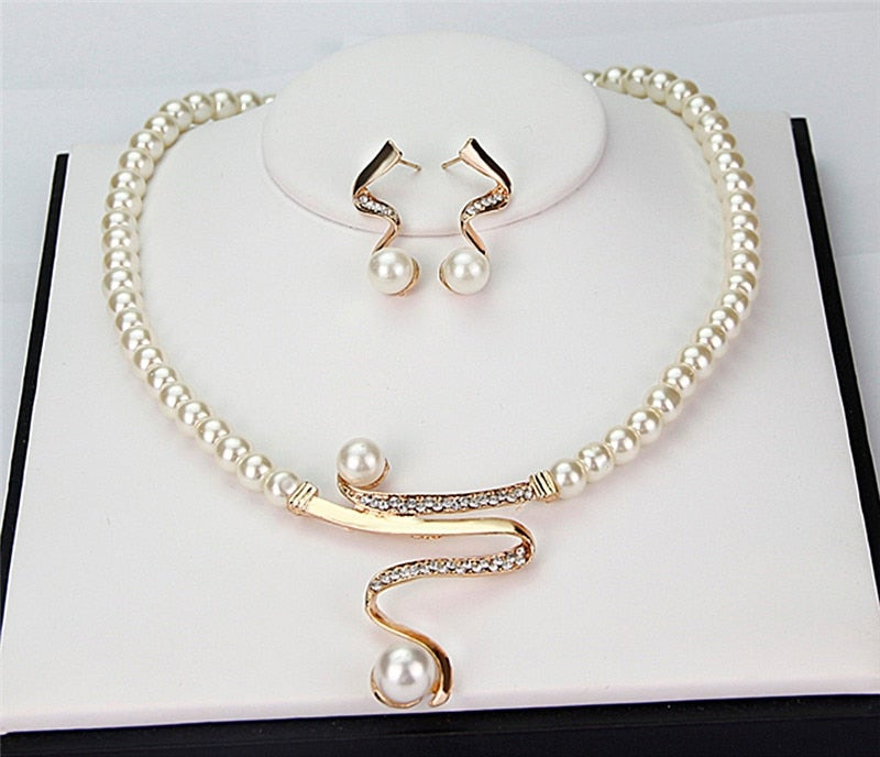Set Collana + Orecchini con Perle Naturali