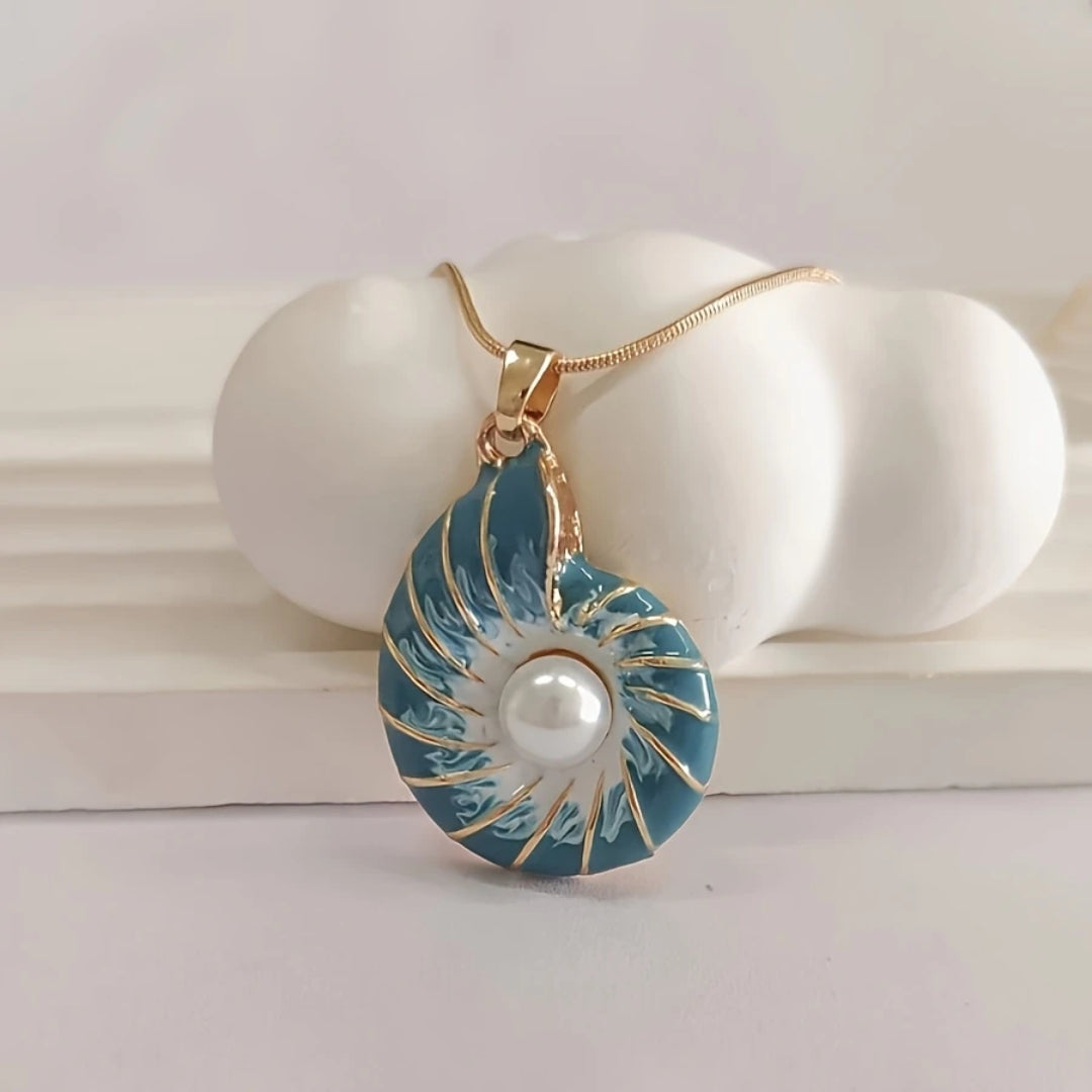Collana di Conchiglia e Perla Blu