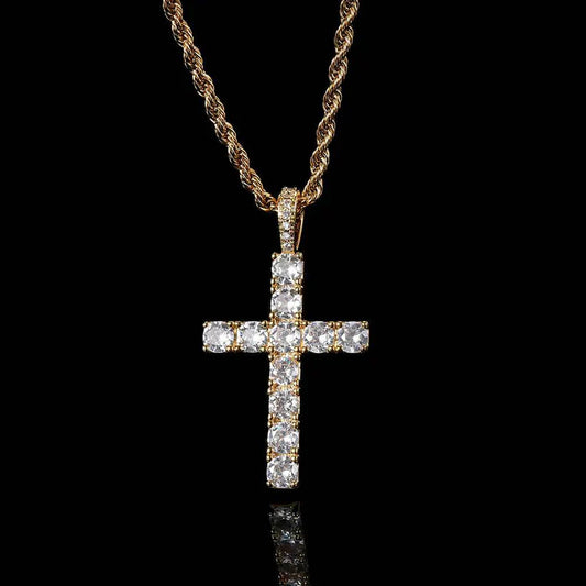 Collana con croce in moissanite