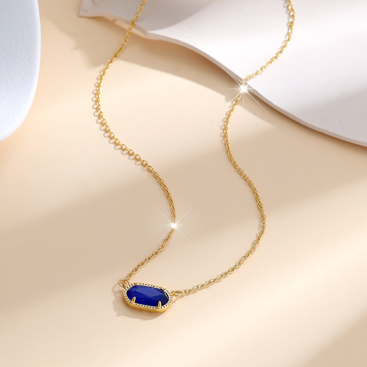 Collana ovale classica di zaffiro | Oro