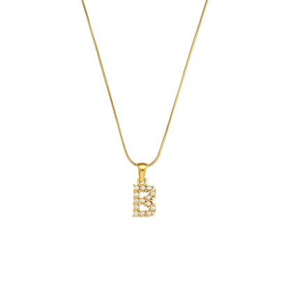 Collana di iniziali con preziose perle naturali placcate in oro 18 carati