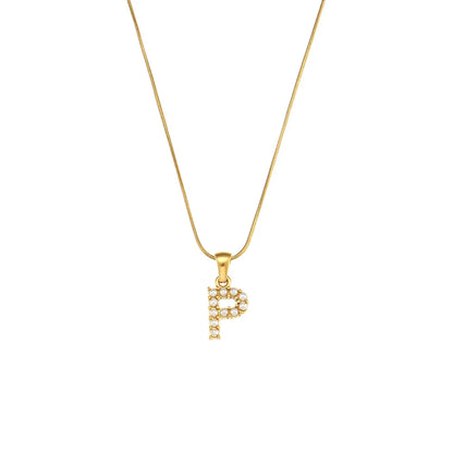 Collana di iniziali con preziose perle naturali placcate in oro 18 carati