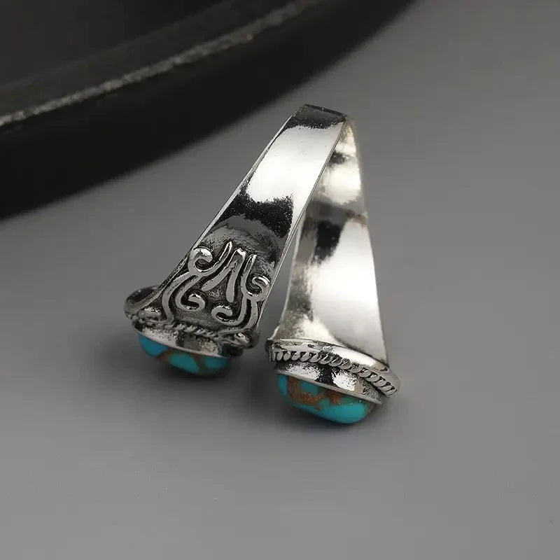 Elegante Anello Vintage a Croce con Turchese