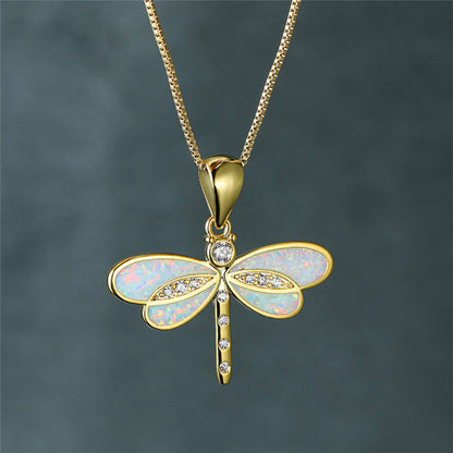 Collana Elegante Libellula in Oro con Tocco di Opale