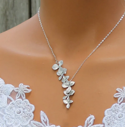 Set Collana e Orecchini Petali d'Argento