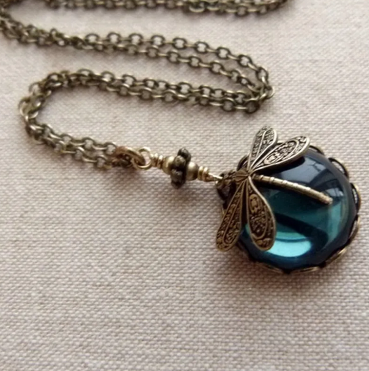 Collana Libellula con Cristallo Verde Retrò