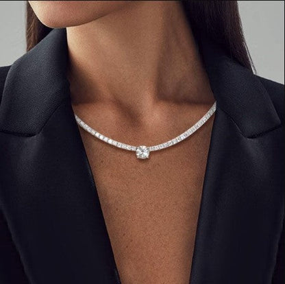 Collana da Sposa con Zaffiro Bianco Taglio Rotondo