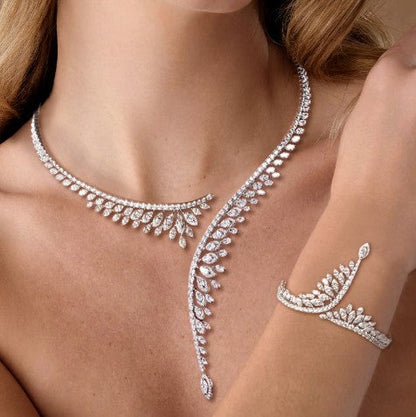Set Gioielli con Zaffiro Bianco Taglio Marquise con Alone – Collana & Bracciale