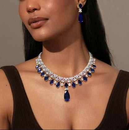 Set Gioielli con Zaffiro Blu Taglio Pera – Collana & Orecchini