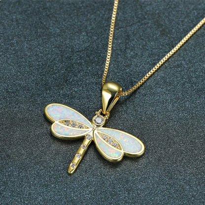 Collana con Ciondolo Libellula in Opale Simulato