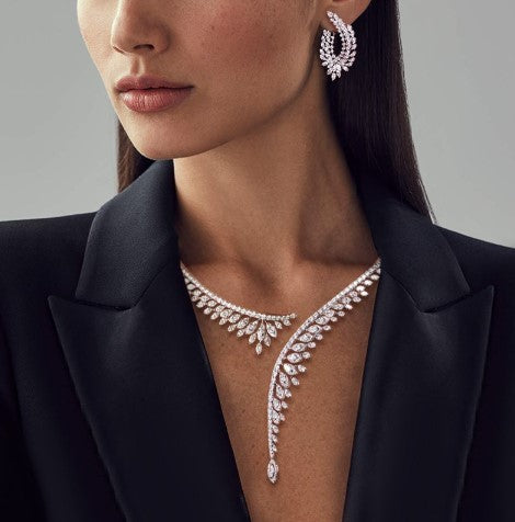 Set Gioielli con Zaffiro Bianco Taglio Marquise – Collana & Orecchini