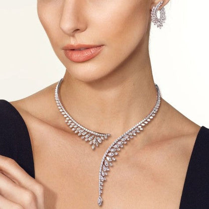 Set Gioielli con Zaffiro Bianco Taglio Marquise – Collana & Orecchini