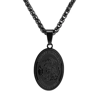 Collana in Acciaio Inossidabile con Ritratto Angelo Ovale