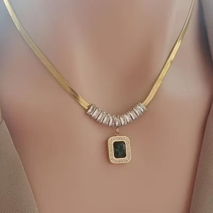 Collana Regalia Prismen con smeraldo | Oro
