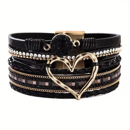 Bracciale bohémien multistrato con cuore dorato