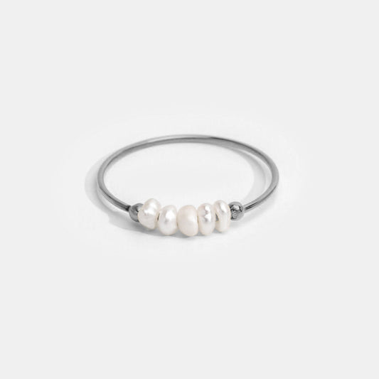 Anello classico perle d'acqua dolce e argento