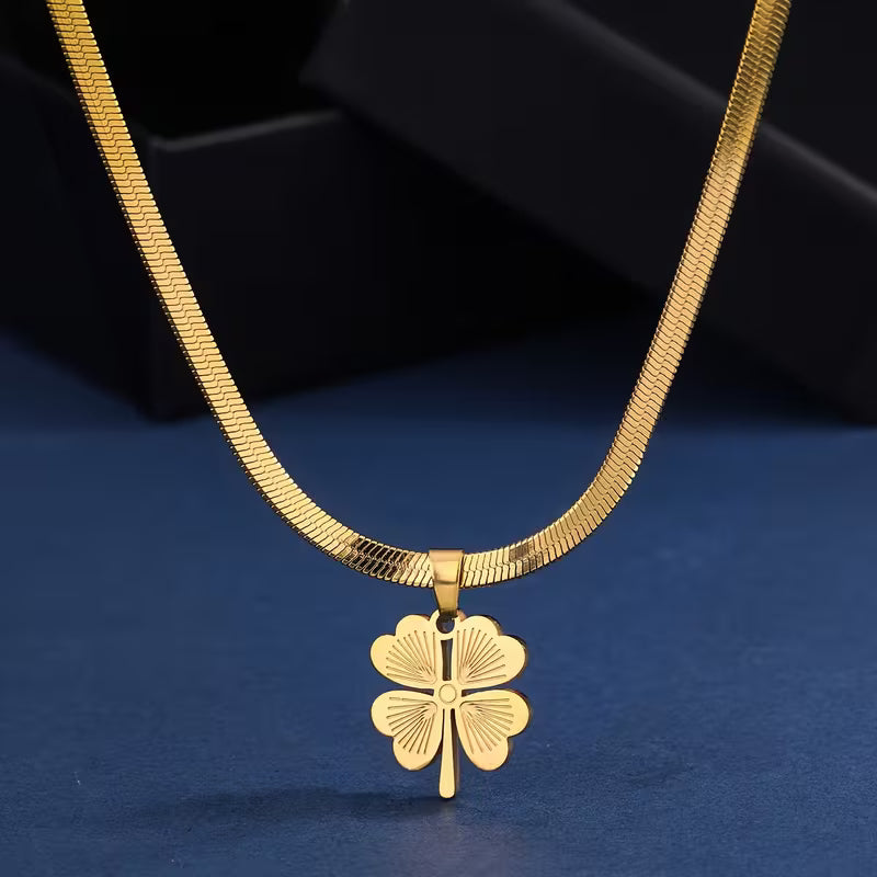 Collana Eleganza della Fortuna Eterna