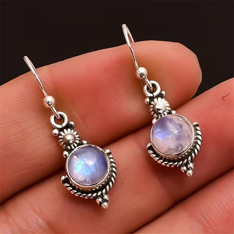 Eleganti orecchini con pietra di luna